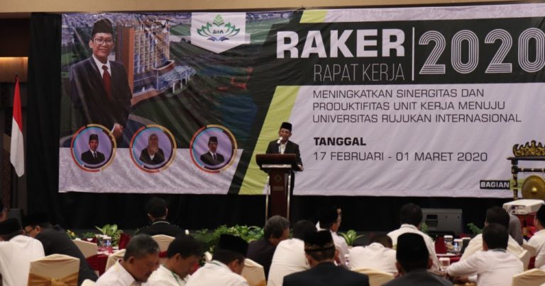 Rektor-Raker-1024x664-1024x664-1